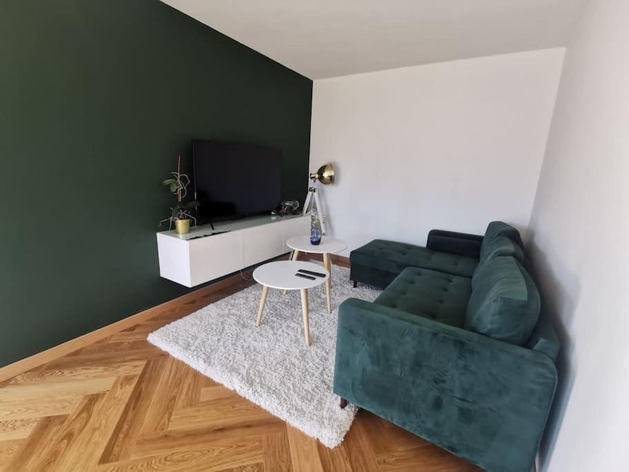 Le Parmelan - Grand Appartement Familial Avec Vue Sur La Montagne Annecy Exterior foto